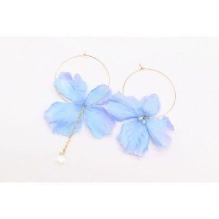 【WA126】布花 フラワー ビーズ アシンメトリー フープ ピアス(ピアス)