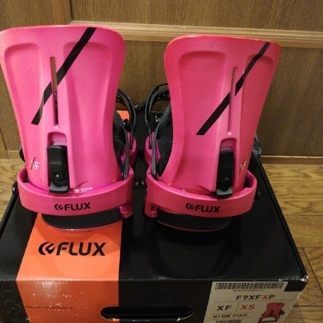 flux ds M size 19-20モデル ネオンピンク