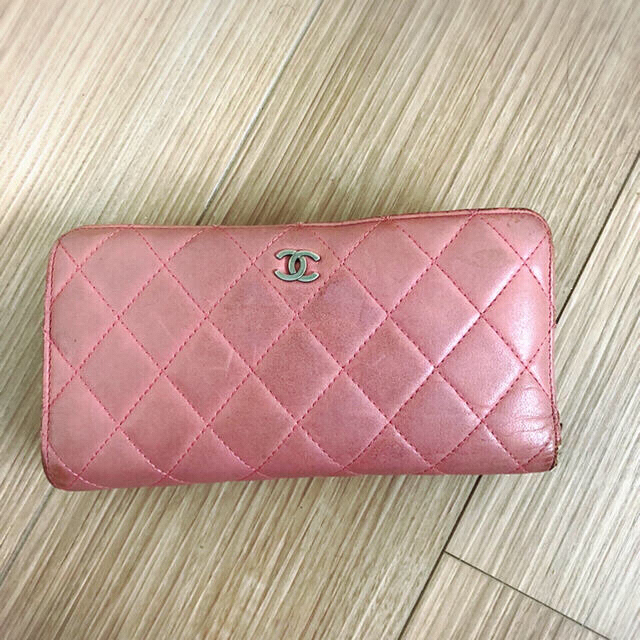 CHANEL　長財布　マトラッセ