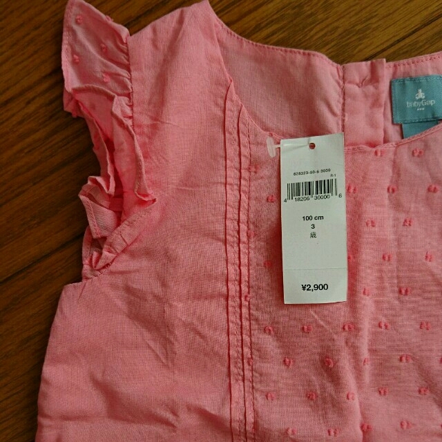 babyGAP(ベビーギャップ)の新品タグ付き＊100㎝トップス キッズ/ベビー/マタニティのキッズ服女の子用(90cm~)(Tシャツ/カットソー)の商品写真