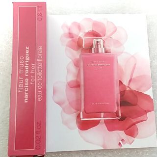 ナルシソロドリゲス(narciso rodriguez)のナルシソロドリゲス 香水サンプル0.8ml(香水(女性用))