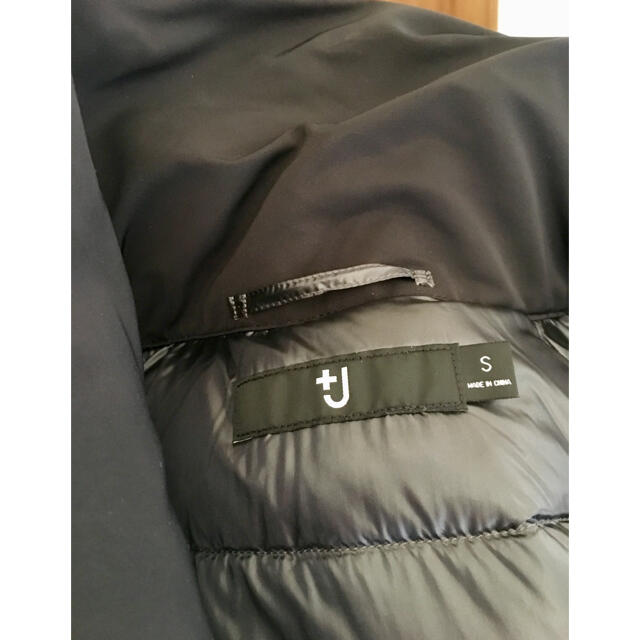UNIQLO(ユニクロ)のユニクロ +J ハイブリッドダウンジャケット S ブラック レディースのジャケット/アウター(ダウンジャケット)の商品写真