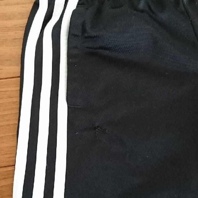 adidas(アディダス)のadidasジャージ上下セット サイズ110 キッズ/ベビー/マタニティのキッズ服男の子用(90cm~)(その他)の商品写真