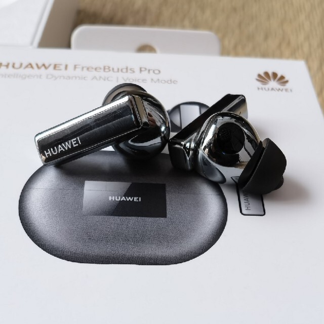 スマホ/家電/カメラHuawei FreeBuds Pro シルバー ワイヤレスイヤホン