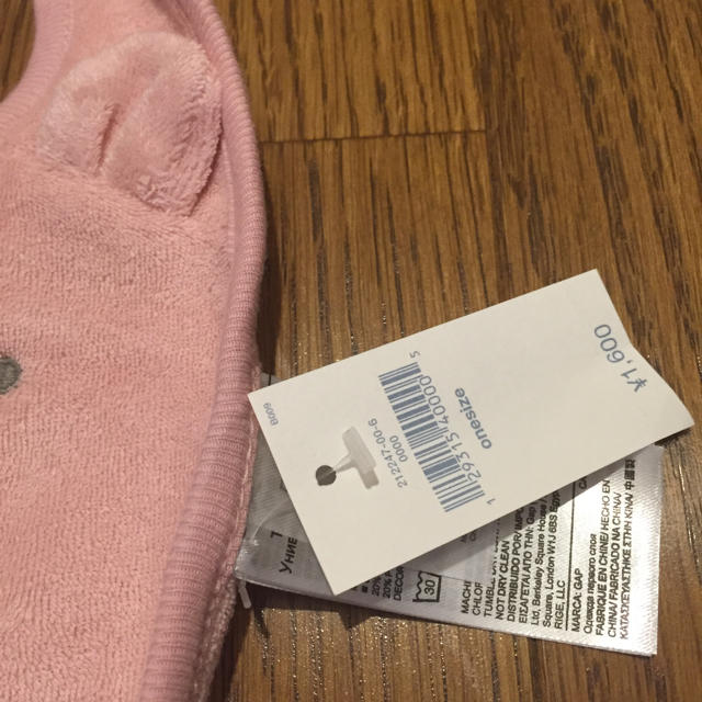 babyGAP(ベビーギャップ)のbabyGAPくまちゃんスタイピンク キッズ/ベビー/マタニティのこども用ファッション小物(ベビースタイ/よだれかけ)の商品写真