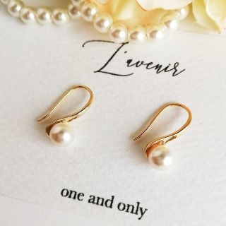 イエナ(IENA)の【再販】シック♡スワロフスキーパールの大人ピアス　フォーマル・卒園式・卒業式にも(ピアス)