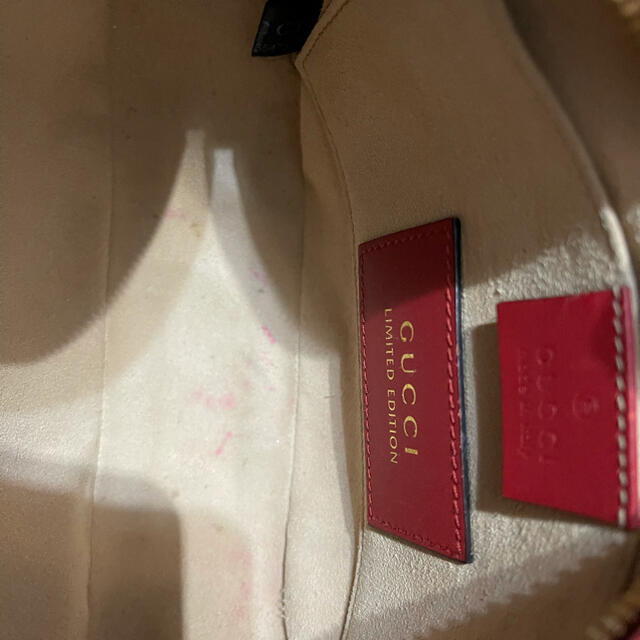Gucci(グッチ)のグッチ 2016年ホリデーコレクション 限定レア ショルダーバッグ スネーク 蛇 レディースのバッグ(リュック/バックパック)の商品写真