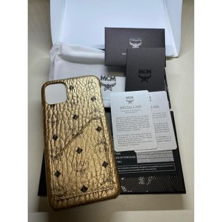 エムシーエム(MCM)のMCM iPhone11promax ケース ゴールド(iPhoneケース)