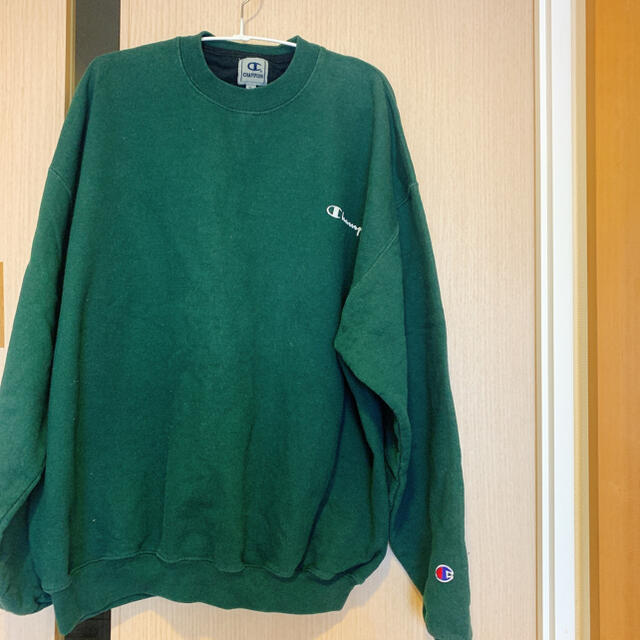 Champion(チャンピオン)のChampion 緑 スウェット 古着 メンズのトップス(スウェット)の商品写真