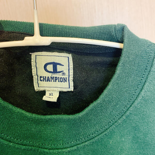 Champion(チャンピオン)のChampion 緑 スウェット 古着 メンズのトップス(スウェット)の商品写真