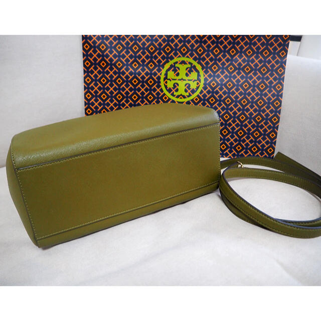 Tory Burch(トリーバーチ)の【お値下げ】Tory Burch ハンドバッグ　ショルダーバッグ 緑 レディースのバッグ(ハンドバッグ)の商品写真