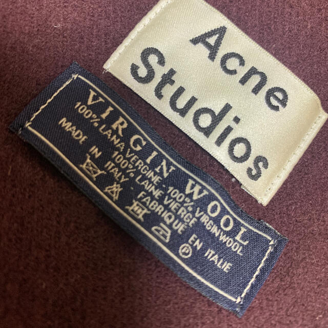 ACNE(アクネ)のAcne Studios マフラー 紫 ワインレッド レディースのファッション小物(マフラー/ショール)の商品写真