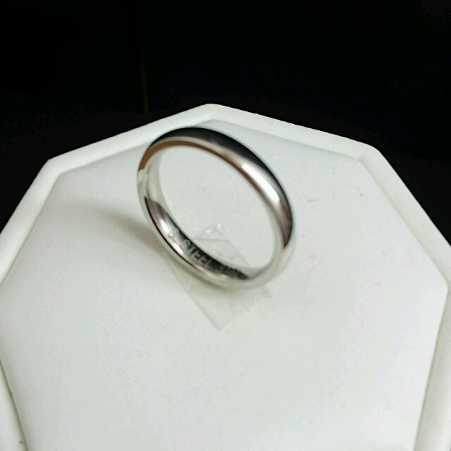 新品♪ペアリング♪甲丸幅3㎜ステンレス製 レディースのアクセサリー(リング(指輪))の商品写真