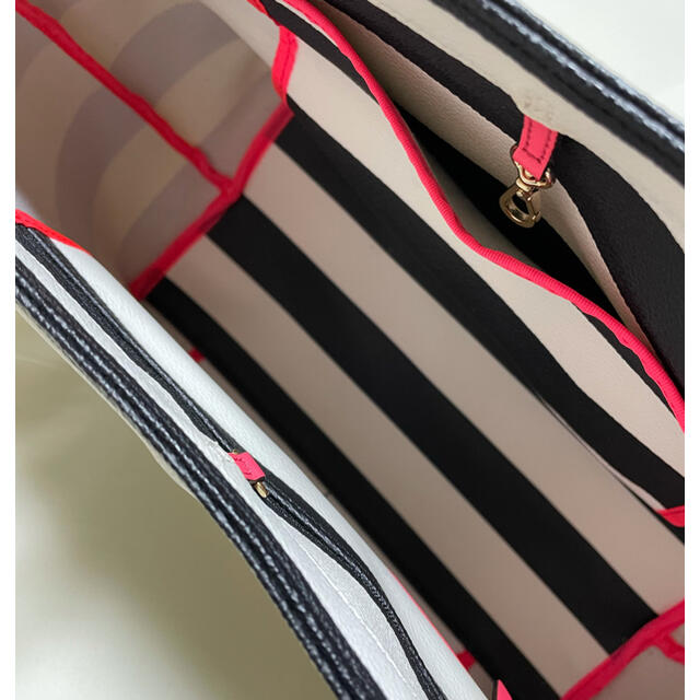 kate spade new york(ケイトスペードニューヨーク)のケイトスペード  ボーダートートバッグ レディースのバッグ(トートバッグ)の商品写真