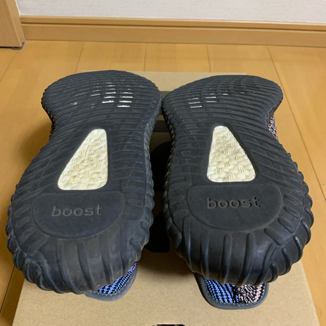 adidas(アディダス)のひろ様専用adidas yeezy boost 350 V2 YECHEI  メンズの靴/シューズ(スニーカー)の商品写真