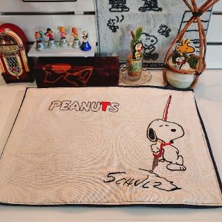 スヌーピー(SNOOPY)のスヌーピー刺繍マット(雑貨)