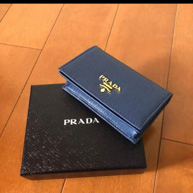 PRADA(プラダ)のアサカ様専用　プラダ名刺入れ レディースのファッション小物(名刺入れ/定期入れ)の商品写真