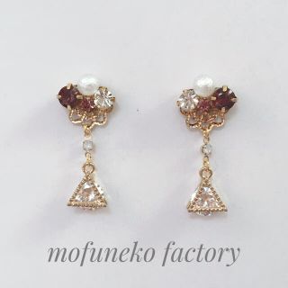 408》ジルコニア小紫【三角】ピアス/イヤリング ハンドメイド 上品 きらきら(ピアス)