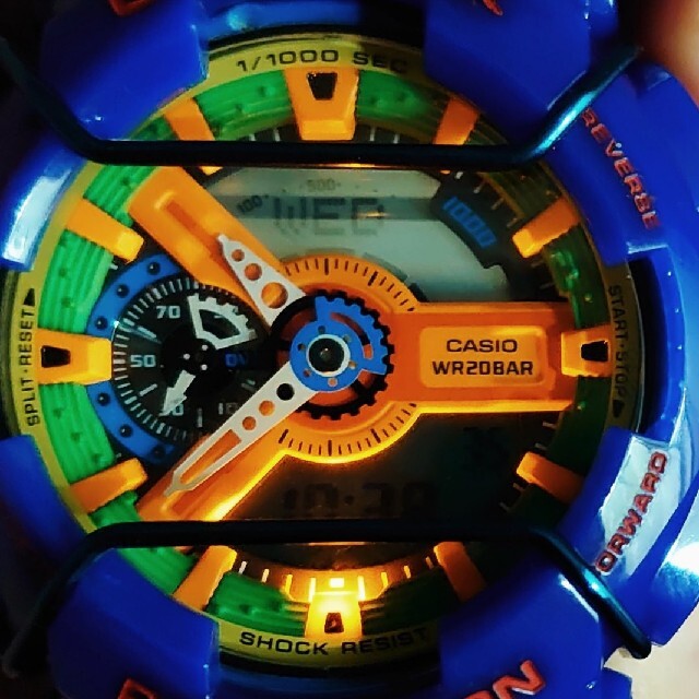 G-SHOCK(ジーショック)のカシオ ジーショック CASIO G-SHOCK GA-110FC かなり美品 メンズの時計(腕時計(アナログ))の商品写真