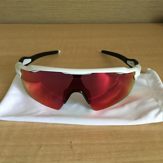 新品　オークリー レーダー EV ピッチoakley