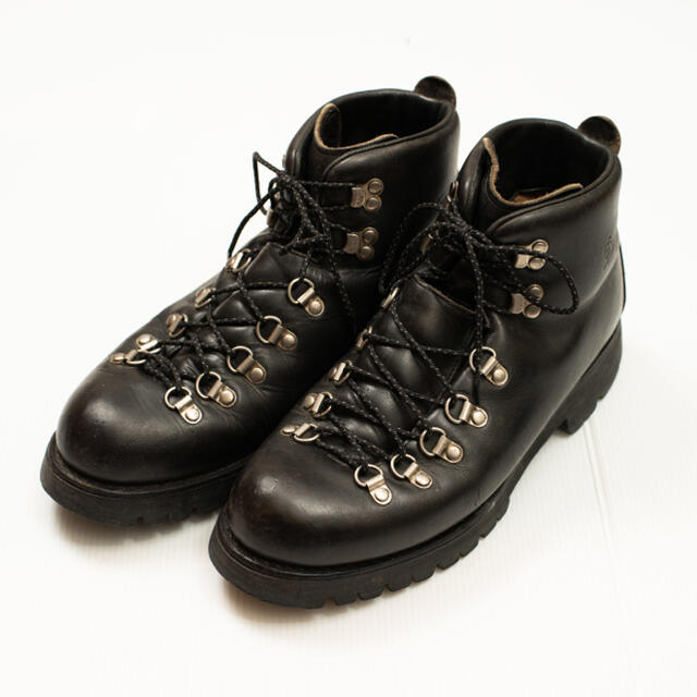 Danner mountain light ダナーマウンテンライト