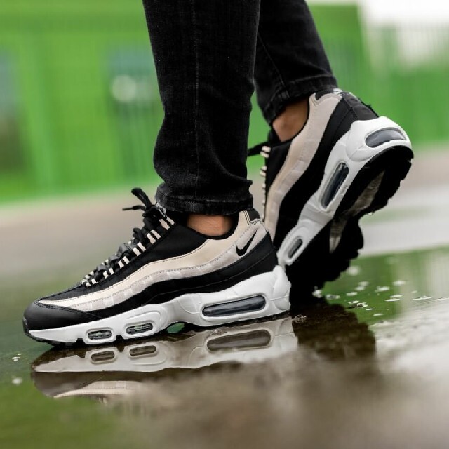 NIKE - 新品 23cm NIKE AIR MAX エアマックス95の通販 by ＣＲＯＩＸ's ...