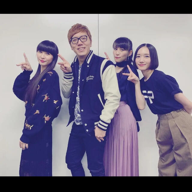 超目玉特価品 Perfume かしゆか着用 伊勢丹 www.mondial-infos.fr