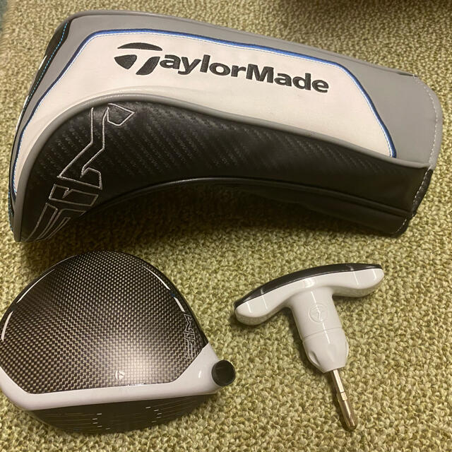 TaylorMade(テーラーメイド)のテーラーメイド SIM MAXドライバー9.0°ヘッド スポーツ/アウトドアのゴルフ(クラブ)の商品写真