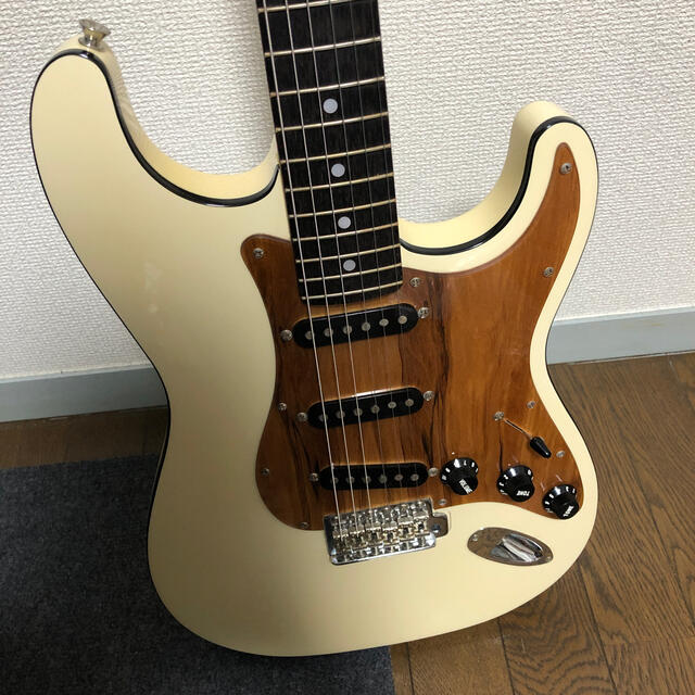 fender Japan エアロダイン　ストラト