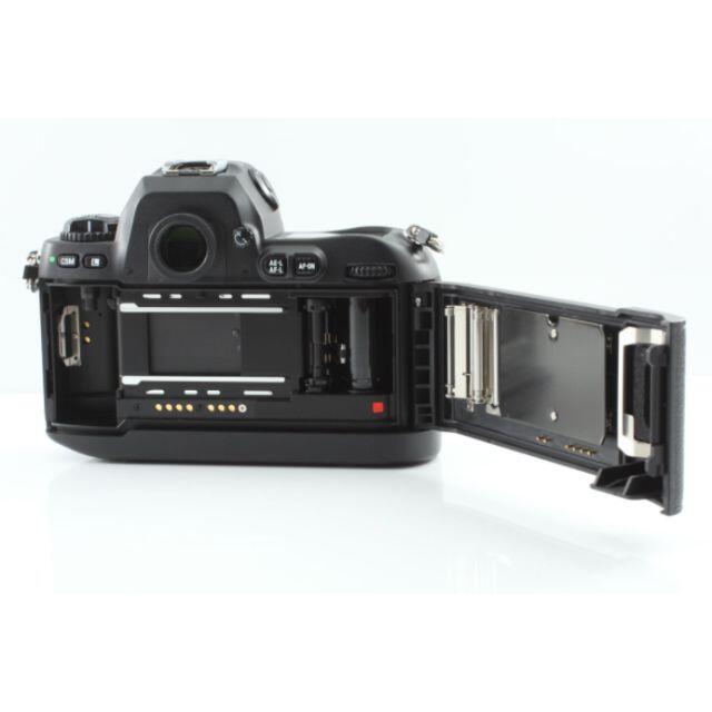 Nikon ニコン F100 35mm 一眼レフ フィルムカメラ ボディ