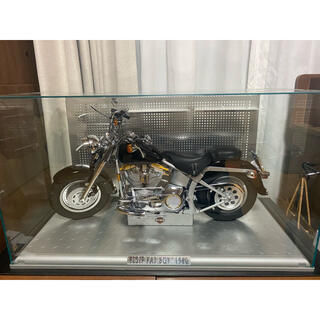 ハーレーダビッドソン(Harley Davidson)のファットボーイ(1990 年モデル) デアゴスティーニ限定1/4 スケール(模型/プラモデル)