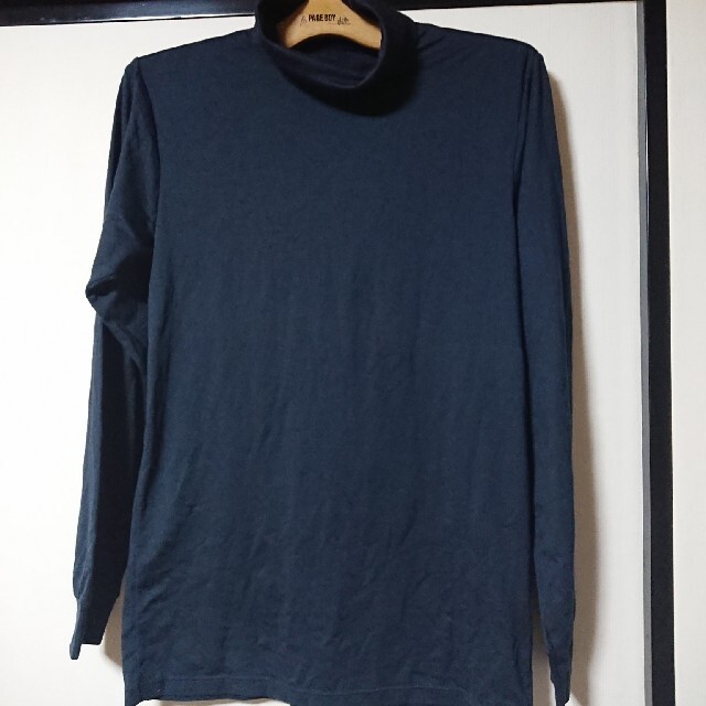 UNIQLO ヒートテック タートルネック 黒 メンズのトップス(Tシャツ/カットソー(七分/長袖))の商品写真