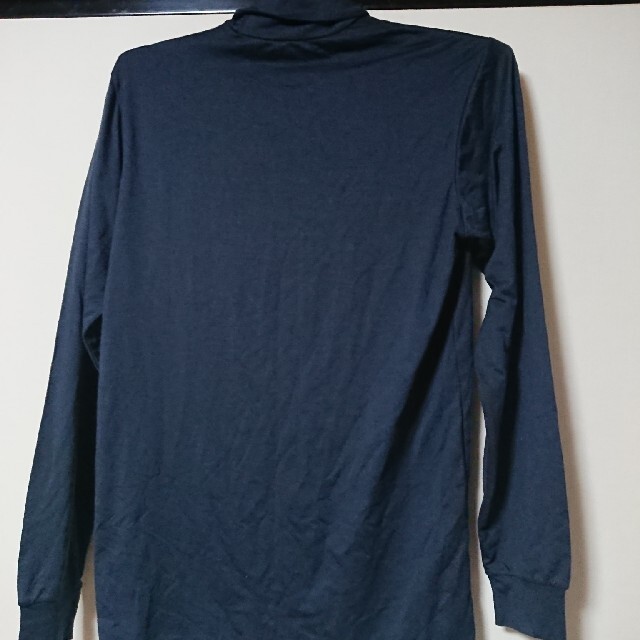 UNIQLO ヒートテック タートルネック 黒 メンズのトップス(Tシャツ/カットソー(七分/長袖))の商品写真