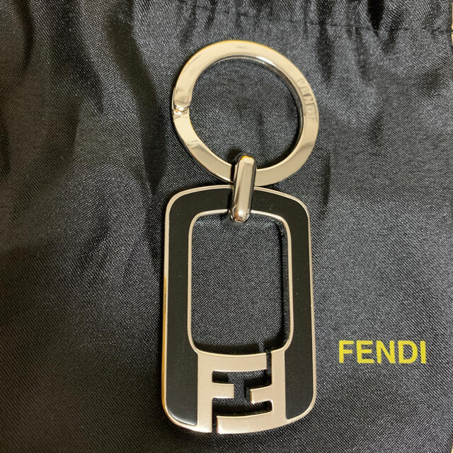 FENDI(フェンディ)のFENDI キーホルダー メンズのファッション小物(キーホルダー)の商品写真