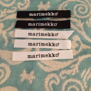 マリメッコ(marimekko)の切り売り ロゴ 5個分 廃盤 貴重 マリメッコ リボン　marimekko(各種パーツ)