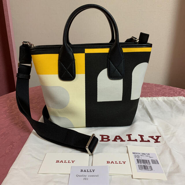 Bally(バリー)のゆりぱ様御専用♡【新品】　BALLY ツーウェイ バッグ　黒 レディースのバッグ(ショルダーバッグ)の商品写真