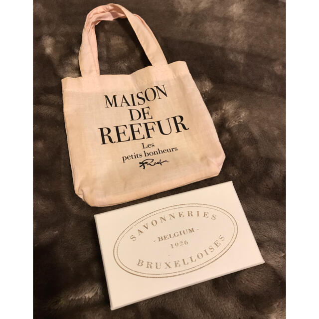 Maison de Reefur(メゾンドリーファー)のMaison de Reefur 箱入り石けん&ミニトート セット コスメ/美容のボディケア(ボディソープ/石鹸)の商品写真