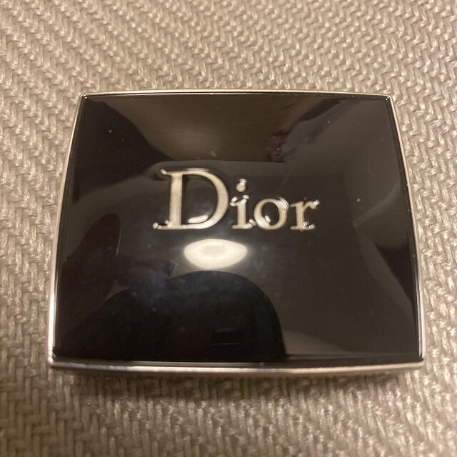 Christian Dior(クリスチャンディオール)のディオール サンク クルール　646 30 モンテーニュ コスメ/美容のベースメイク/化粧品(アイシャドウ)の商品写真