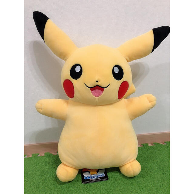 ポケモン ポケモンセンター オリジナル 等身大ピカチュウ ぬいぐるみ スマイルの通販 By 27 S Shop ポケモンならラクマ