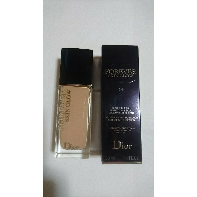 Dior(ディオール)のディオール スキンフォーエヴァーフルイドグロウ コスメ/美容のベースメイク/化粧品(ファンデーション)の商品写真