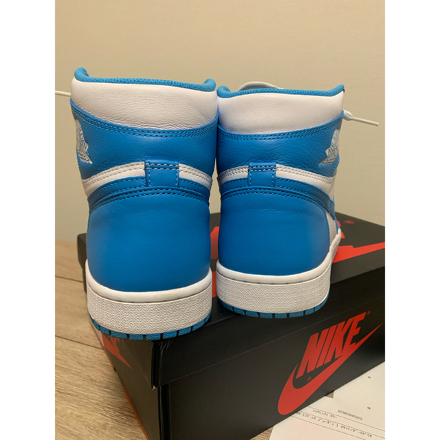 NIKE(ナイキ)のAIR JORDAN 1  UNC  ノースカロライナ　28  ジョーダン1 メンズの靴/シューズ(スニーカー)の商品写真