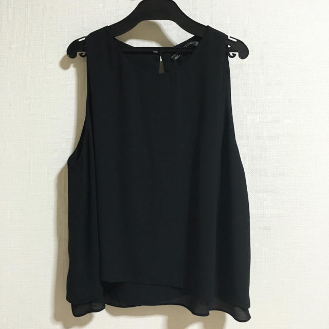 ZARA(ザラ)の新品 ZARA BLACK トップス レディースのトップス(シャツ/ブラウス(半袖/袖なし))の商品写真