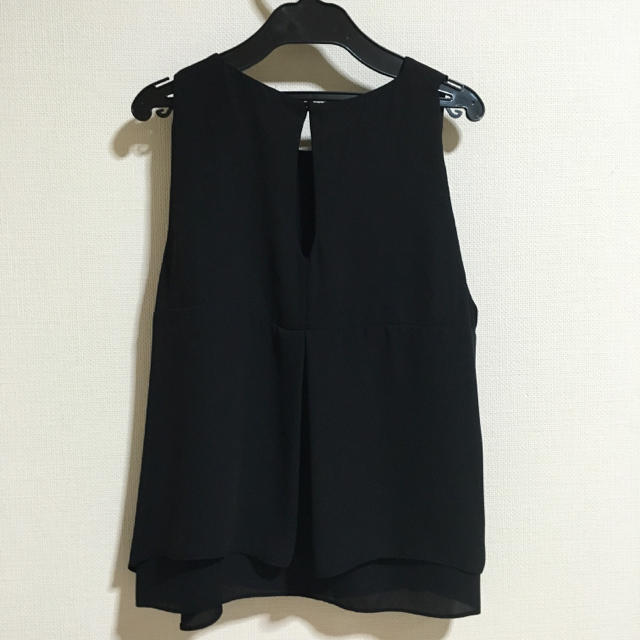 ZARA(ザラ)の新品 ZARA BLACK トップス レディースのトップス(シャツ/ブラウス(半袖/袖なし))の商品写真