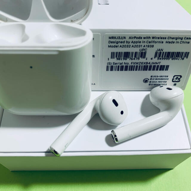Apple国内正規品 AirPods 第二世代 エアーポッズ セット販売 Apple国内正規品 AirPods 第二世代 エアーポッズ セット販売