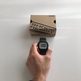 ジーショック(G-SHOCK)のg shock 5600 白黒(腕時計(デジタル))