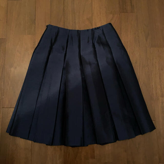 PRADA(プラダ)のPRADA ウールシルク　スカート　ネイビー レディースのスカート(ひざ丈スカート)の商品写真