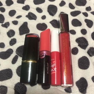 レブロン(REVLON)のコーラル系リップセット♡(リップグロス)