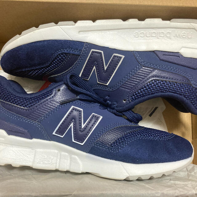 L'Appartement DEUXIEME CLASSE(アパルトモンドゥーズィエムクラス)のNEW BALANCE 997 SNEAKER アパルトモン購入 レディースの靴/シューズ(スニーカー)の商品写真