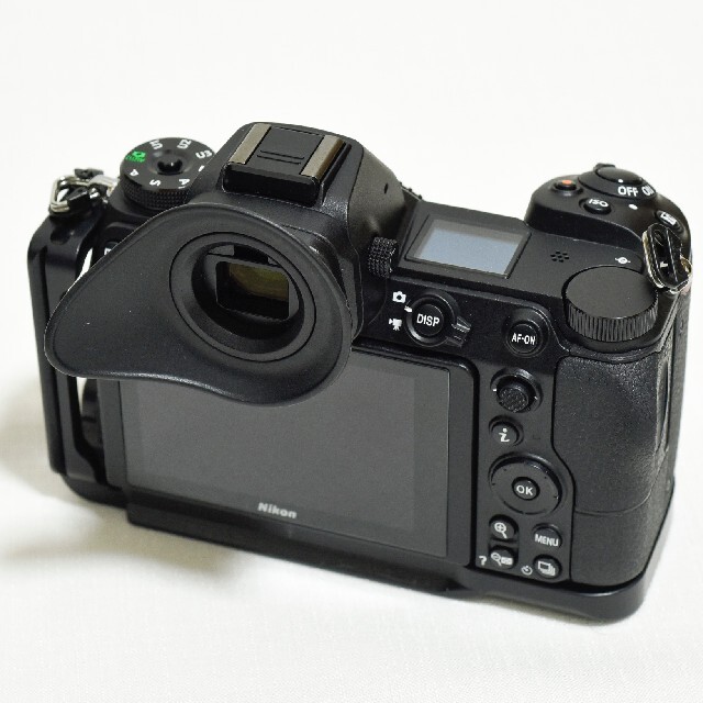 カメラ【美品】Nikon Z6 ボディ(本体)+FTZマウントアダプター
