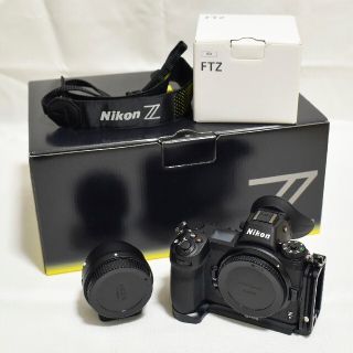 ニコン(Nikon)の【美品】Nikon Z6 ボディ(本体)+FTZマウントアダプター(ミラーレス一眼)